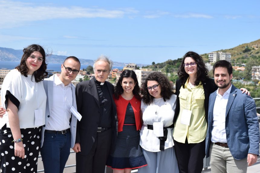 Giovani capaci di pensare al futuro